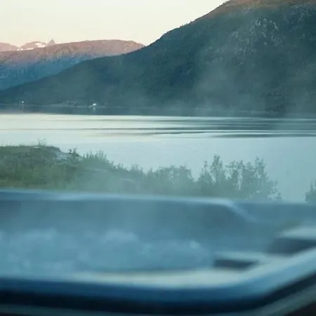 Stetind Hotel Kjøpsvik